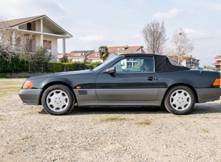 1993 Mercedes-Benz (R129) 500 SL - 25,572 KM