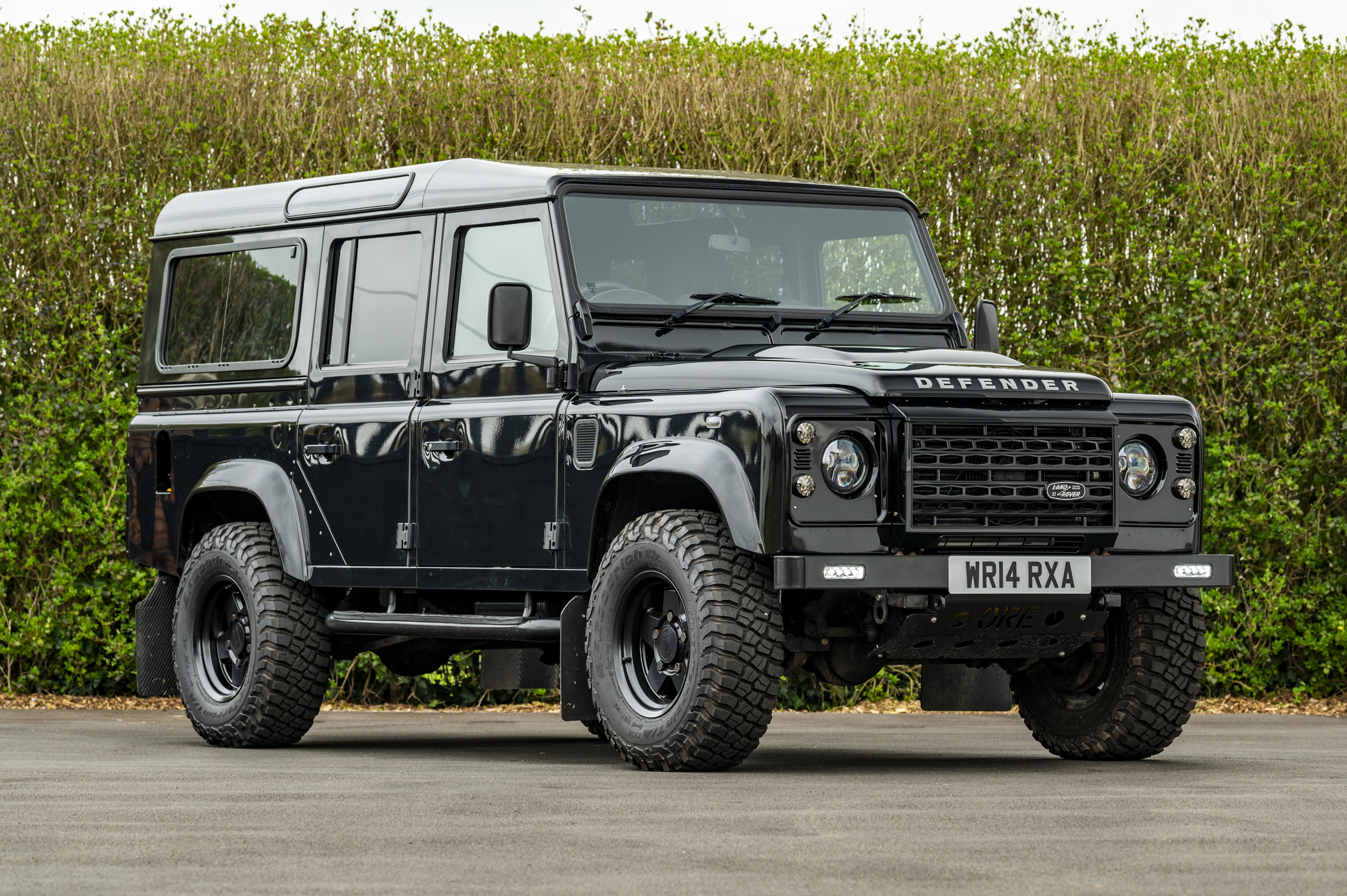 2014 Land Rover Defender 110 XS Station Wagon - 5,813 Miles