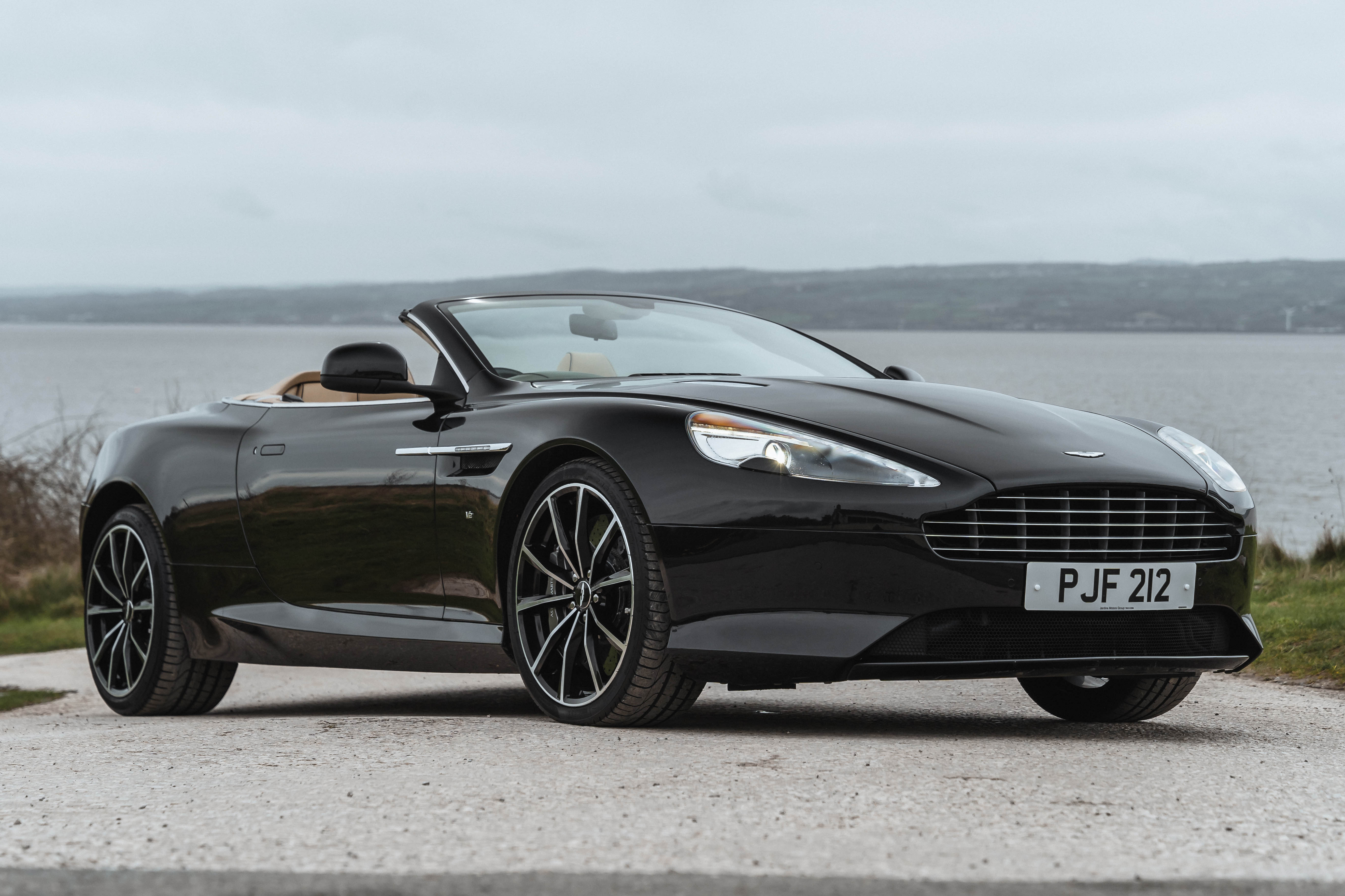 2016 Aston Martin DB9 GT Volante