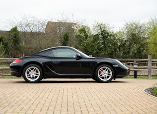 2011 Porsche (987.2) Cayman - 15,932 Miles