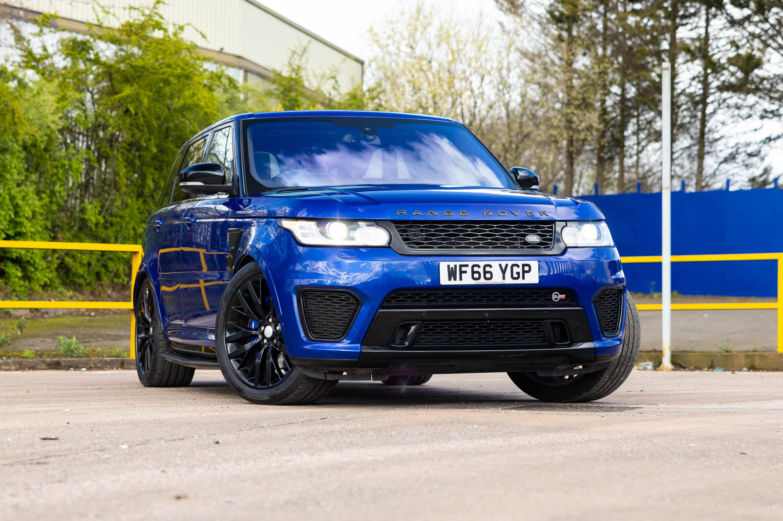 2016 Range Rover Sport SVR