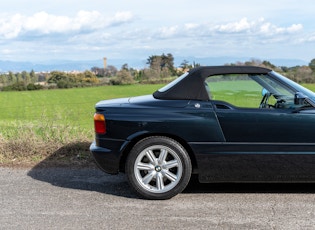 1990 BMW Z1 – 15,460 KM