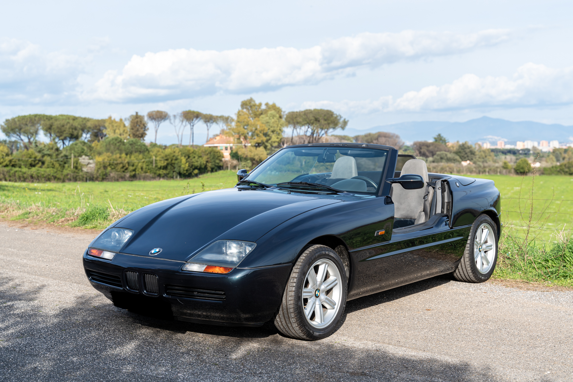 1990 BMW Z1 – 15,460 KM for sale by auction in Rome, Italy