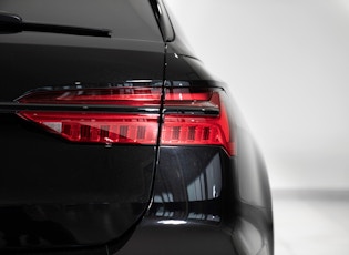 2022 Audi RS6 Avant - 7,120 km