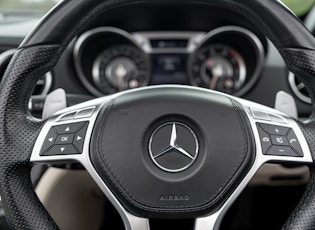 2015 Mercedes-Benz (R231) SL63 AMG