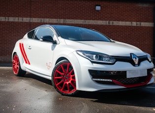 2015 Renaultsport Megane RS 275 Trophy-R – 322 miles