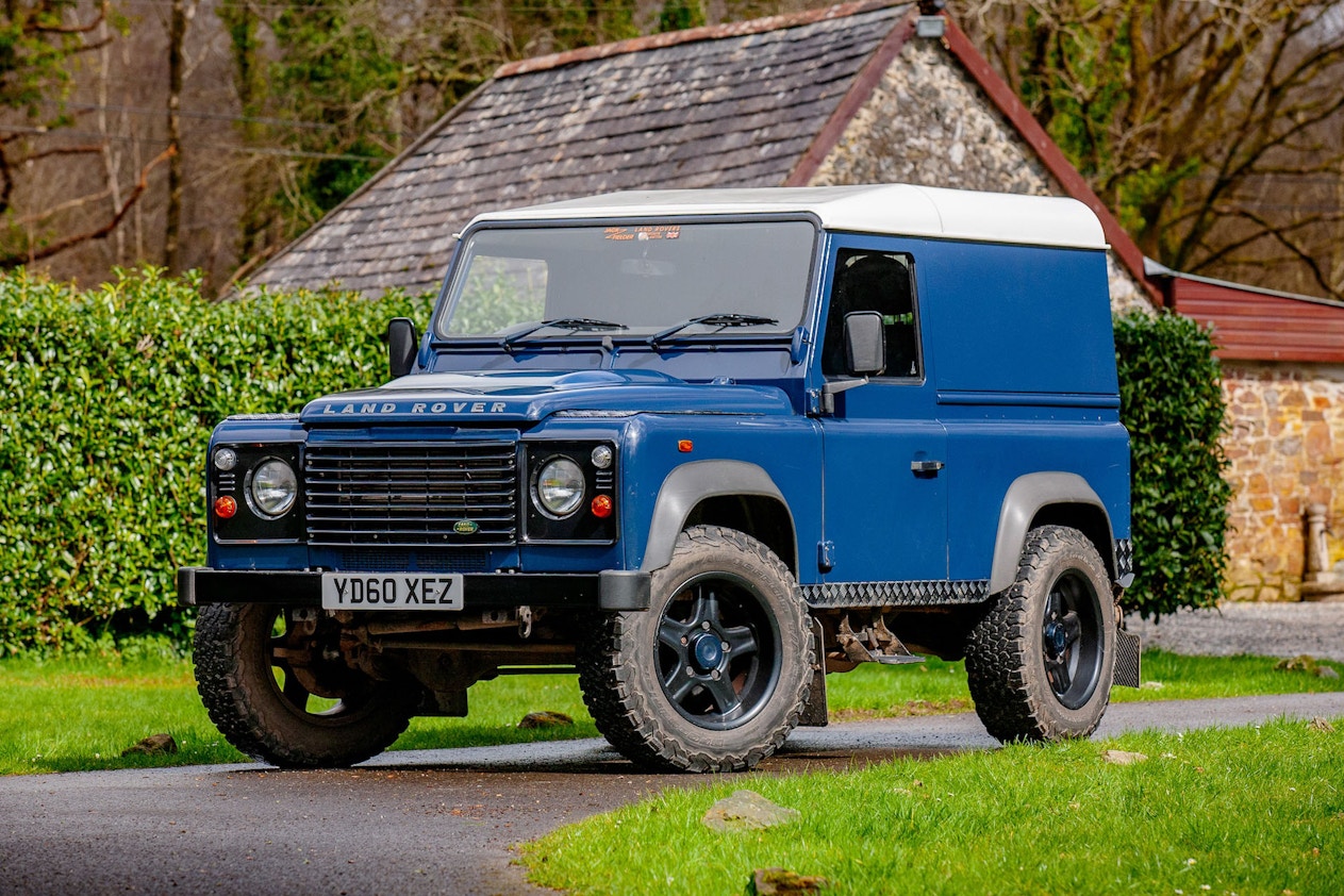 2010 Land Rover Defender 90 Hard Top