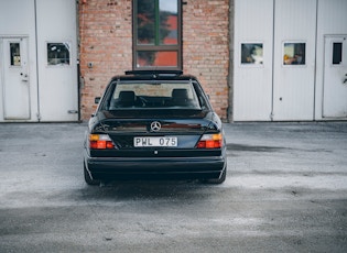 1992 Mercedes-Benz (W124) 500E