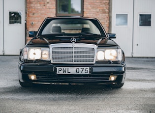 1992 Mercedes-Benz (W124) 500E