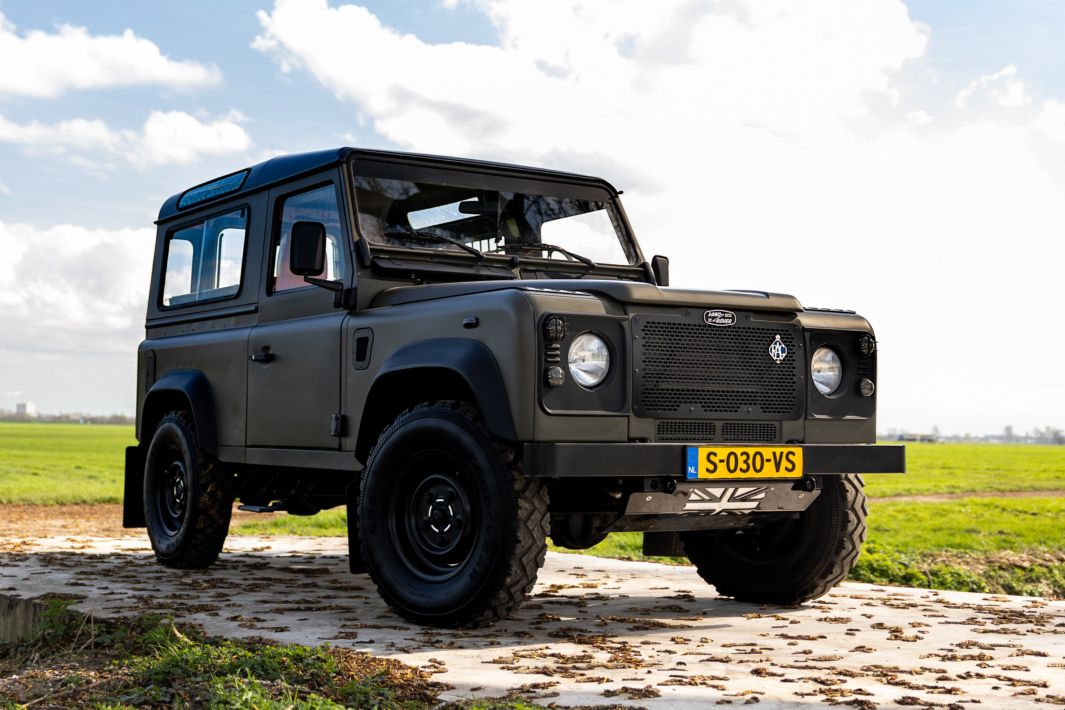 2002 Land Rover Defender 90 TD5 Station Wagon