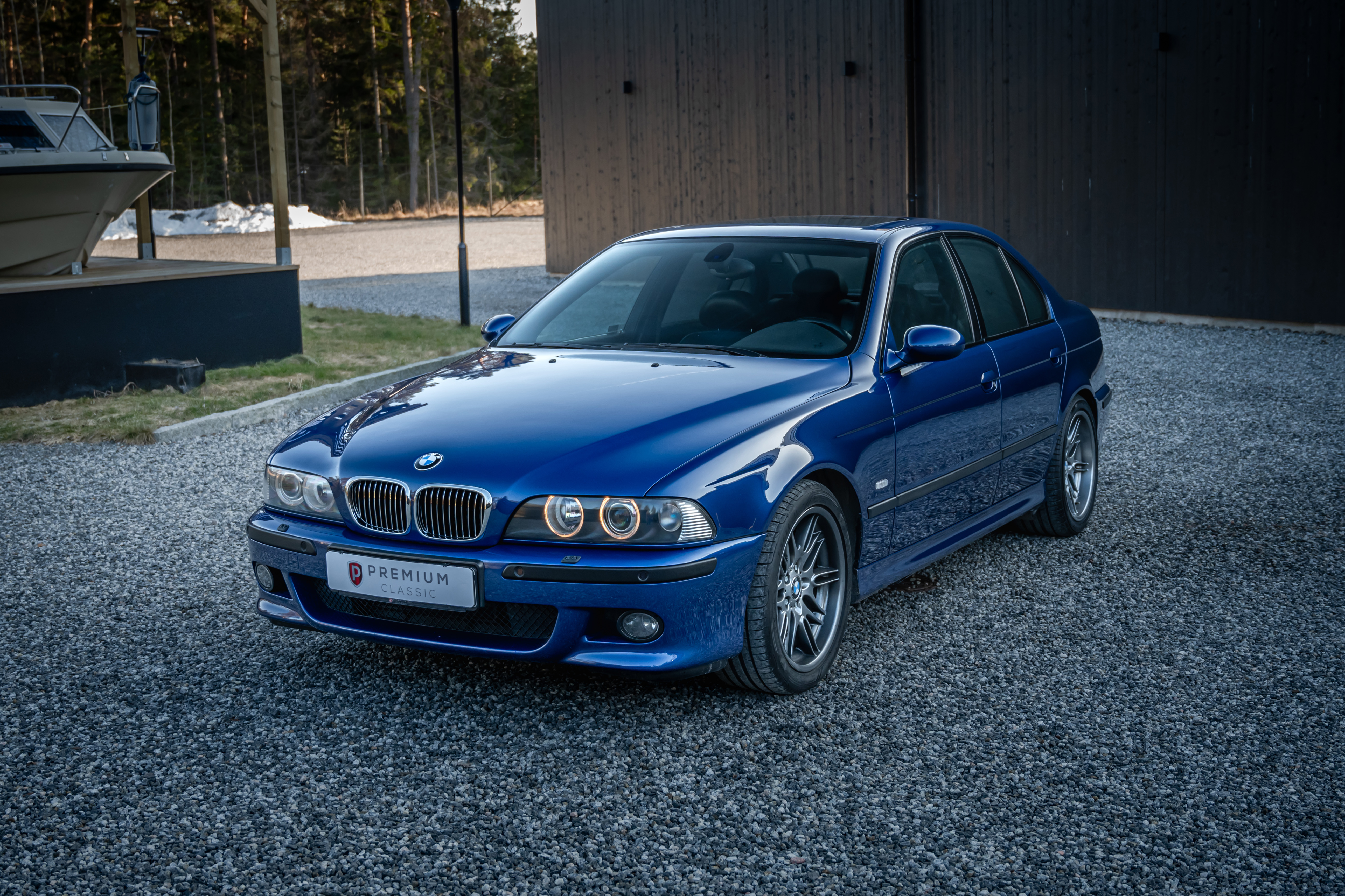 2001 BMW (E39) M5