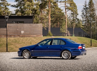 2001 BMW (E39) M5