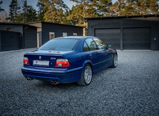 2001 BMW (E39) M5