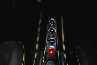 2023 Ferrari F8 Spider - 920 KM