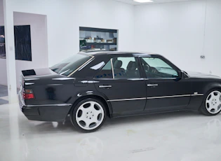 1991 Mercedes-benz (W124) 500E 