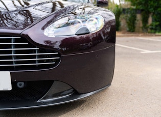 2012 Aston Martin V12 Vantage - Manual 