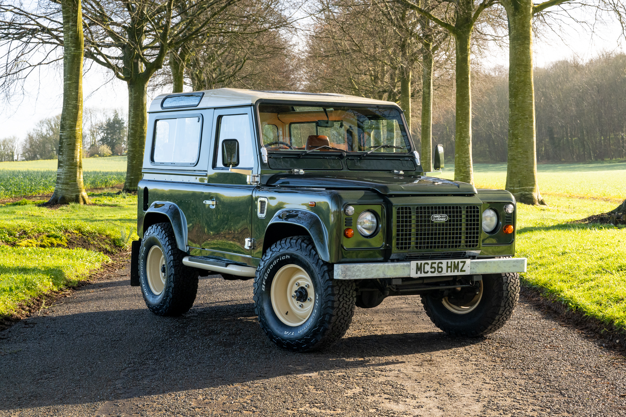 2006 Land Rover Defender 90 TD5 Station Wagon