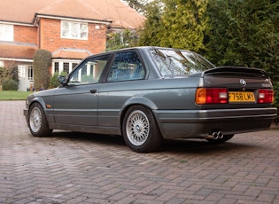 1989 BMW (E30) 325i – M Technic Pack II 