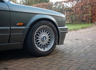 1989 BMW (E30) 325i – M Technic Pack II 