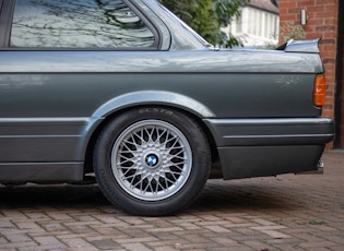 1989 BMW (E30) 325i – M Technic Pack II 