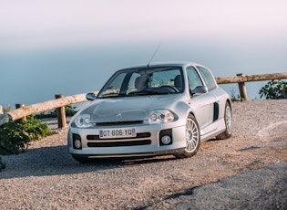 2002 Renault Clio V6 Phase 1 - 6,663 Km