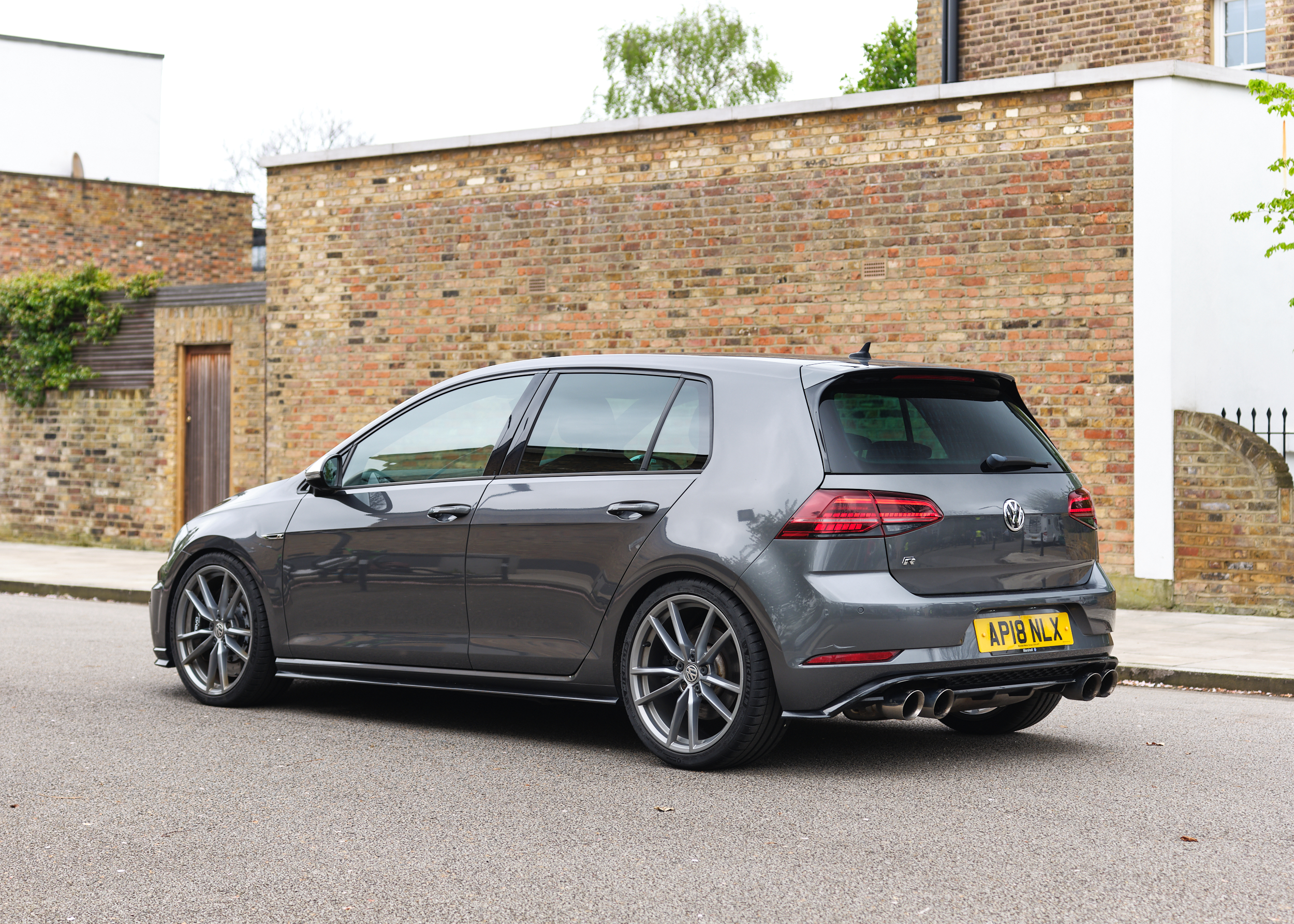 2018 Volkswagen Golf (Mk7) R for sale by auction in London, United Kingdom