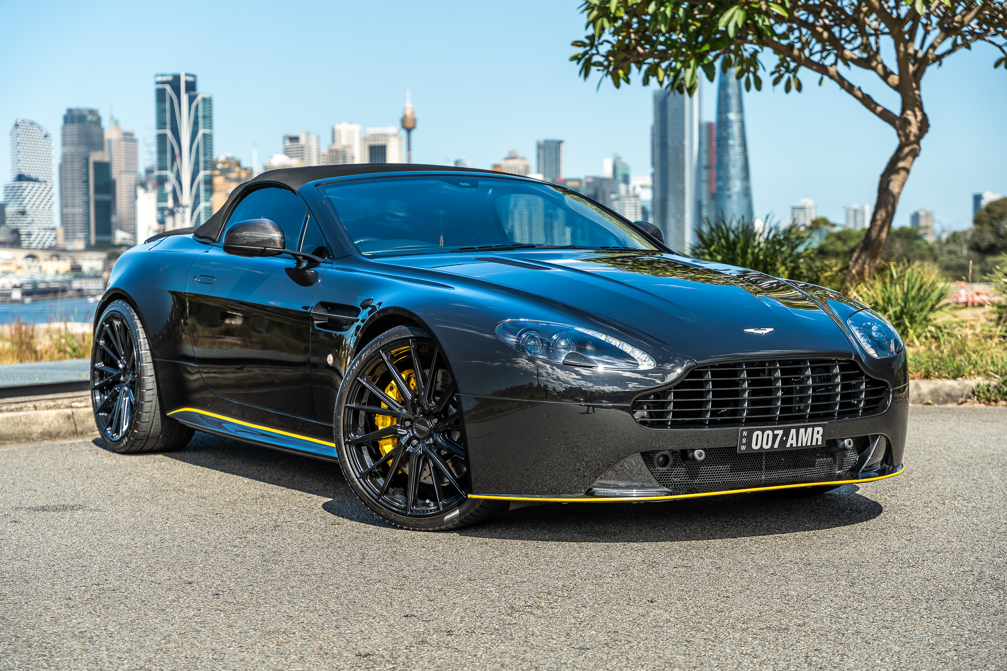 2016 Aston Martin V8 Vantage GT Roadster