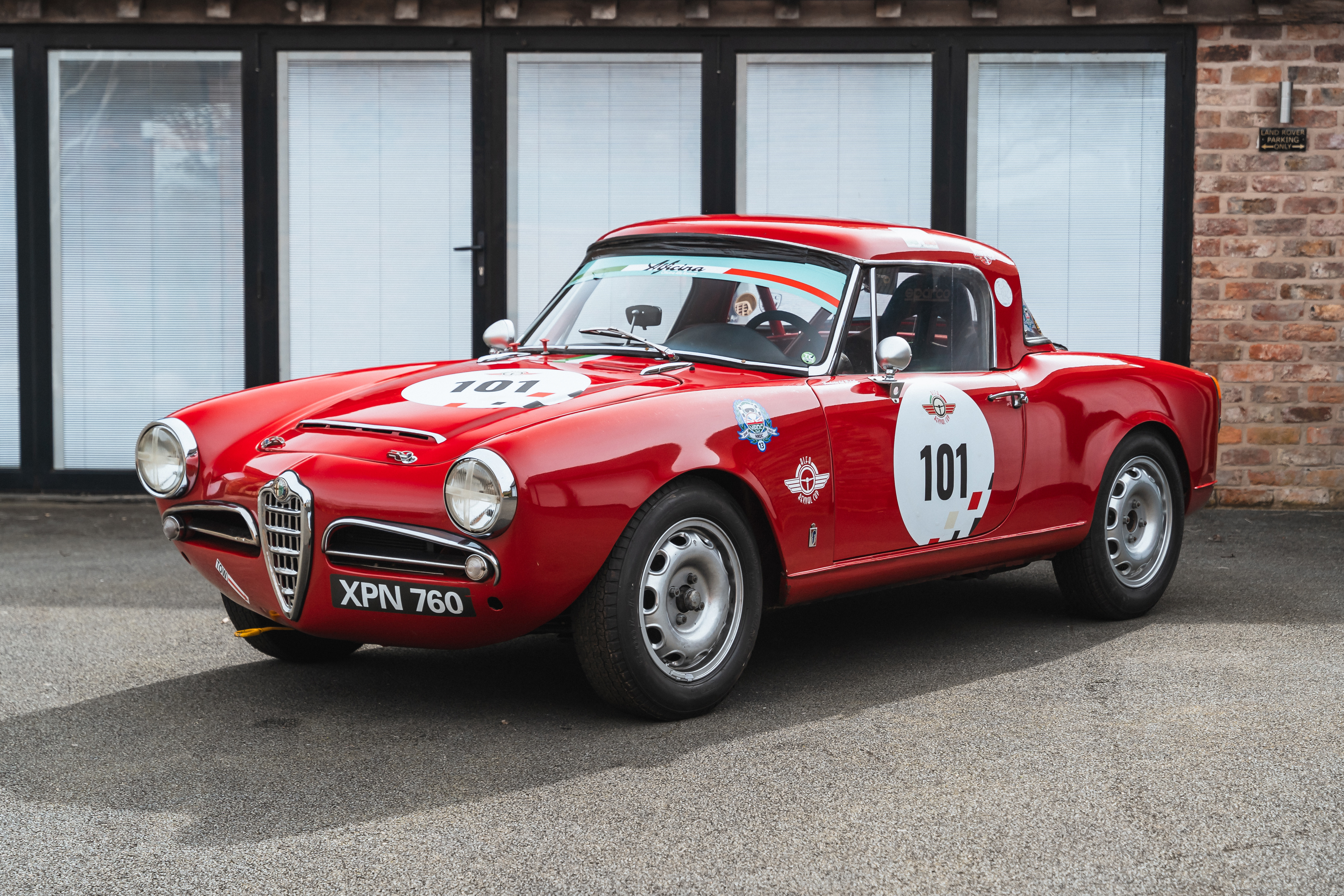 1965 Alfa Romeo Giulia 101 Spider Veloce - FIA Specification