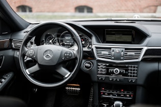 2011 Mercedes-Benz (W212) E63 AMG - VAT Q