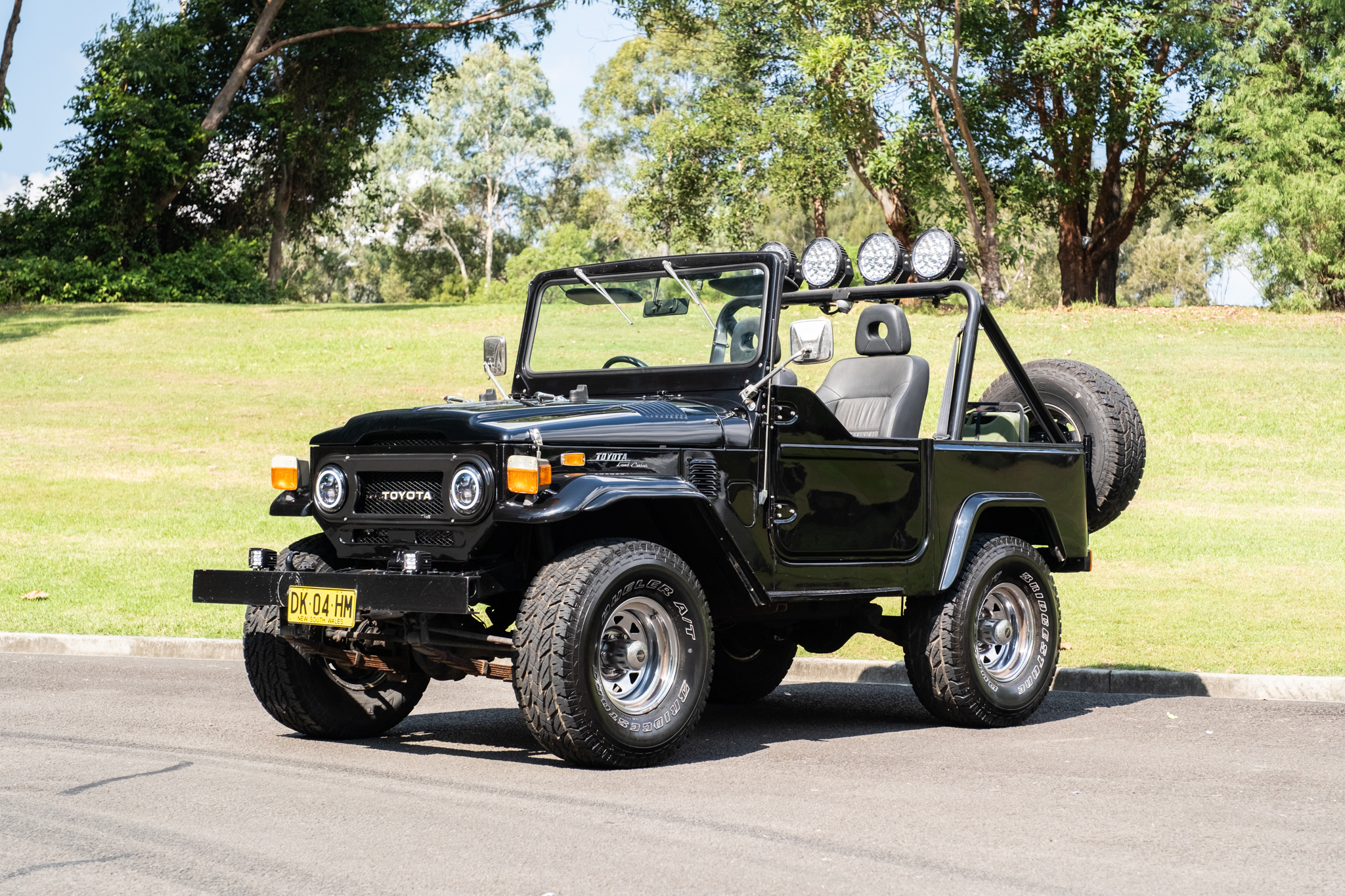 1973 Toyota FJ40 Land Cruiser