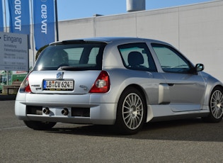 2002 Renault Clio V6 Phase 1 - 27,100 Km