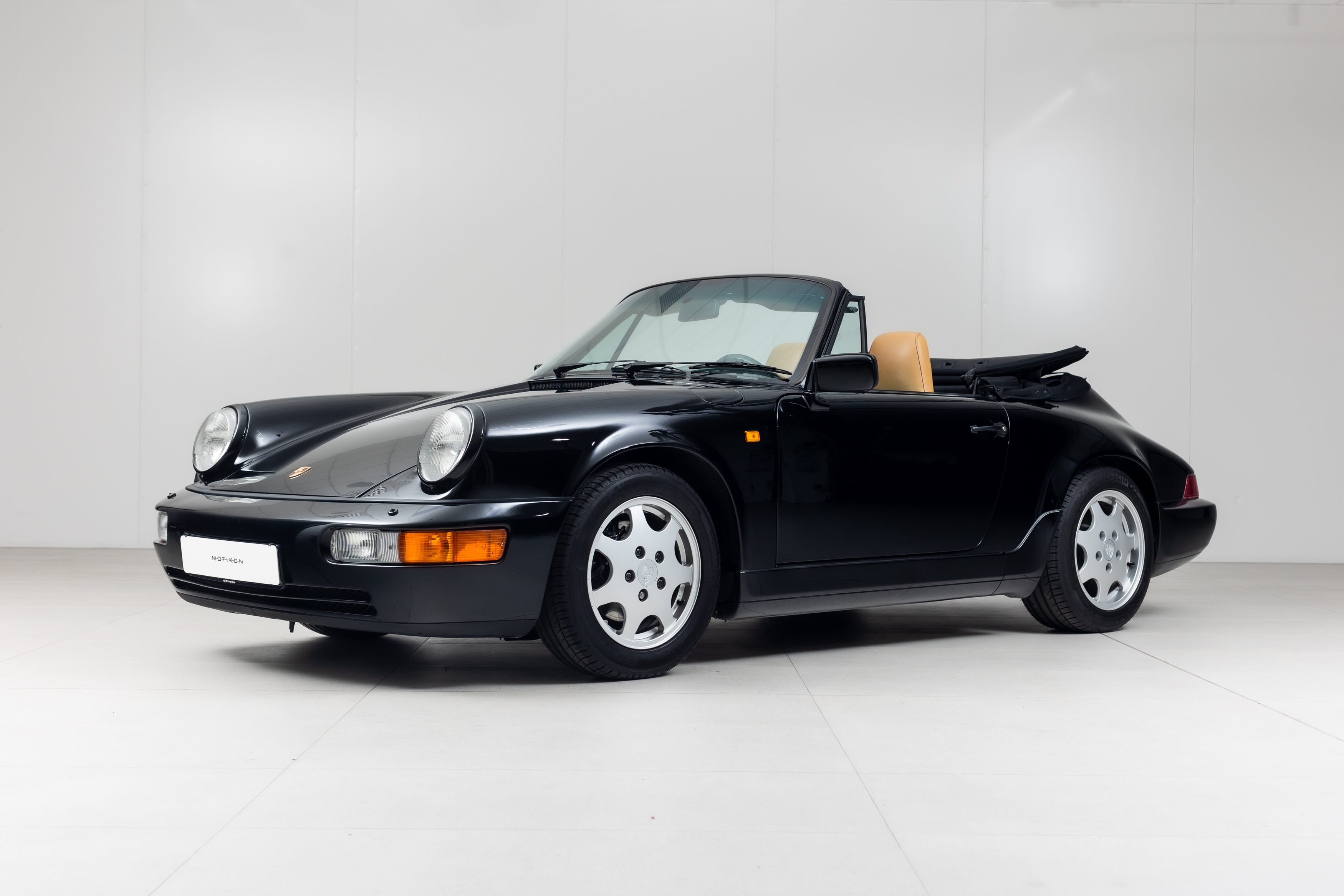 1990 Porsche 911 (964) Carrera 2 Cabriolet - 46,628 km