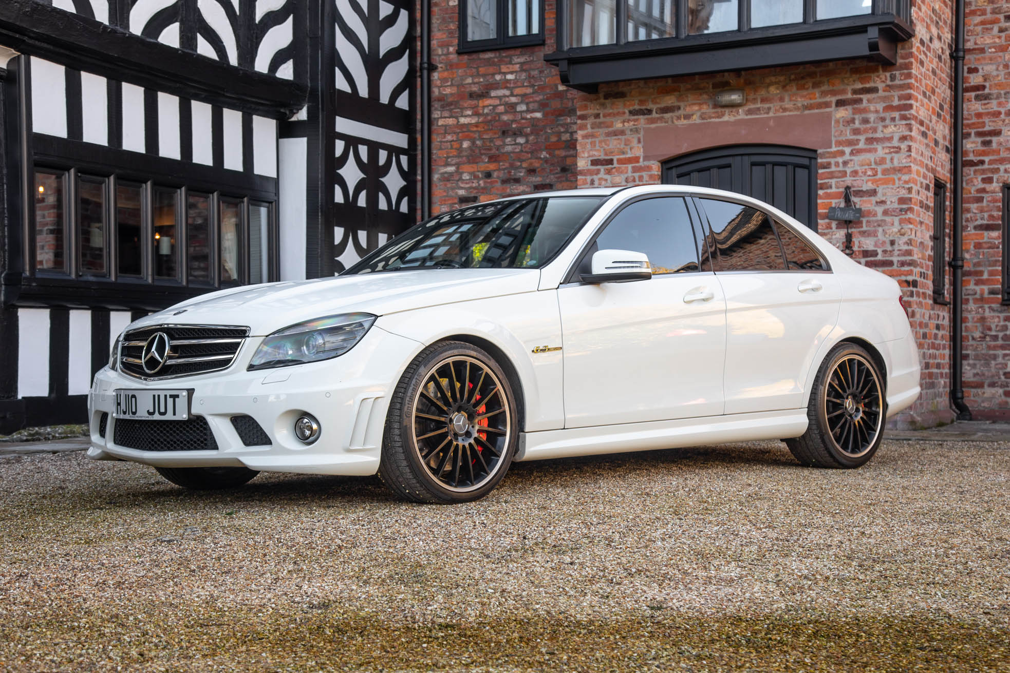 2010 Mercedes-Benz (W204) C63 AMG - Performance Package Plus ‘P31’