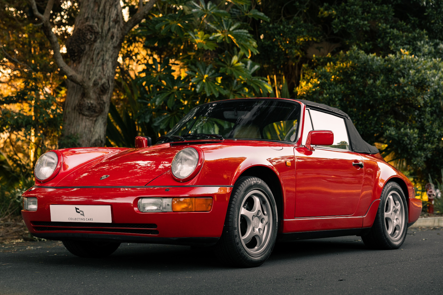 1990 Porsche 911 (964) Carrera 4 Cabriolet