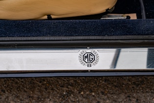1975 MGB Roadster