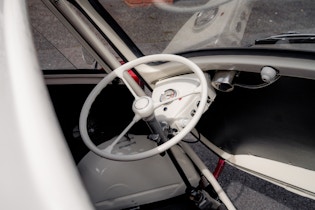 1959 BMW Isetta 300 Moto Coupe Deluxe 