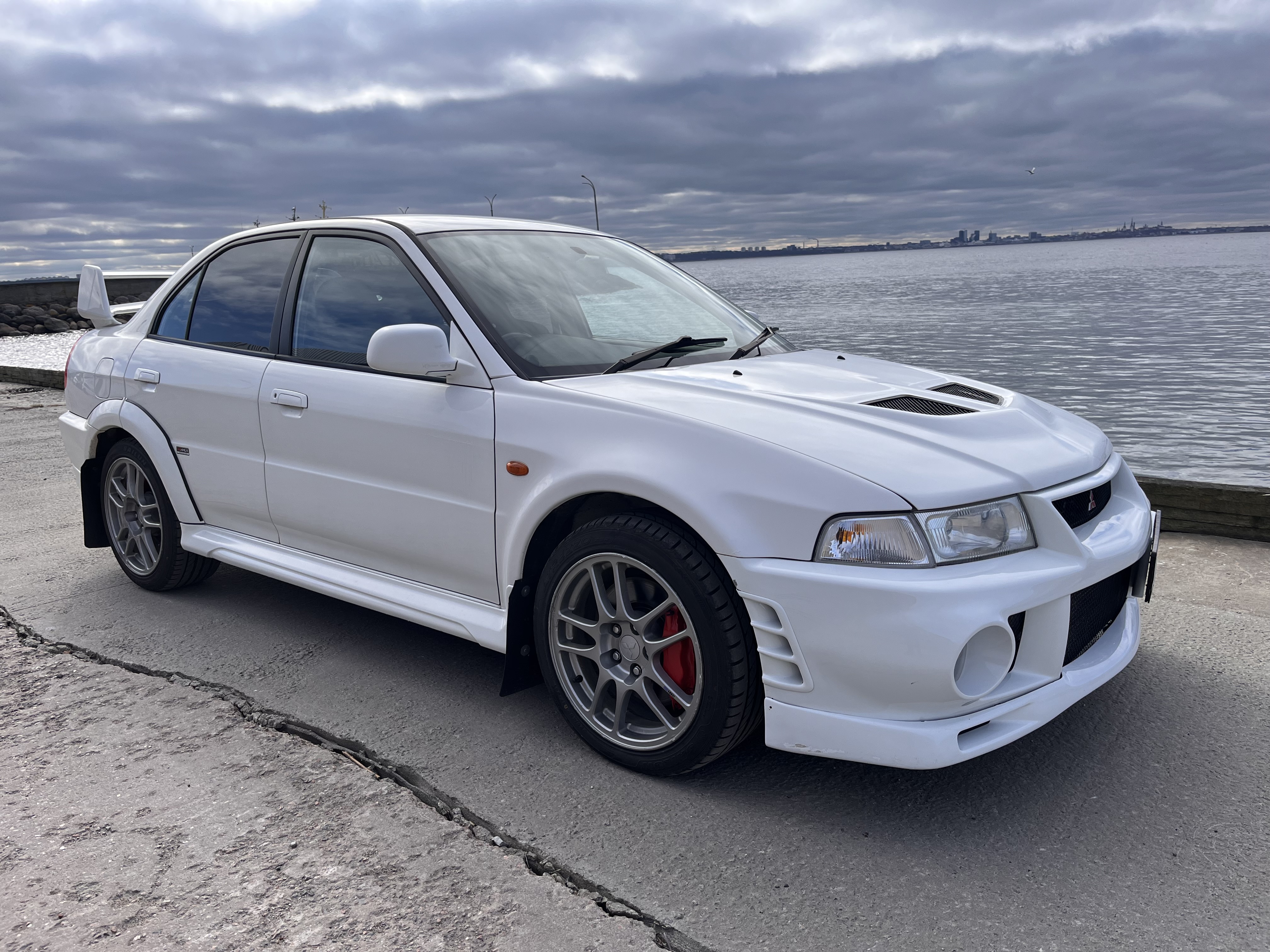 1999 Mitsubishi Lancer EVO VI GSR - RHD