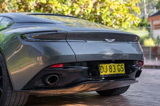 2020 Aston Martin DB11 AMR