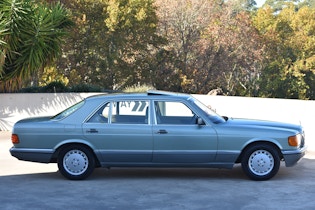 1988 Mercedes-Benz (W126) 300 SEL
