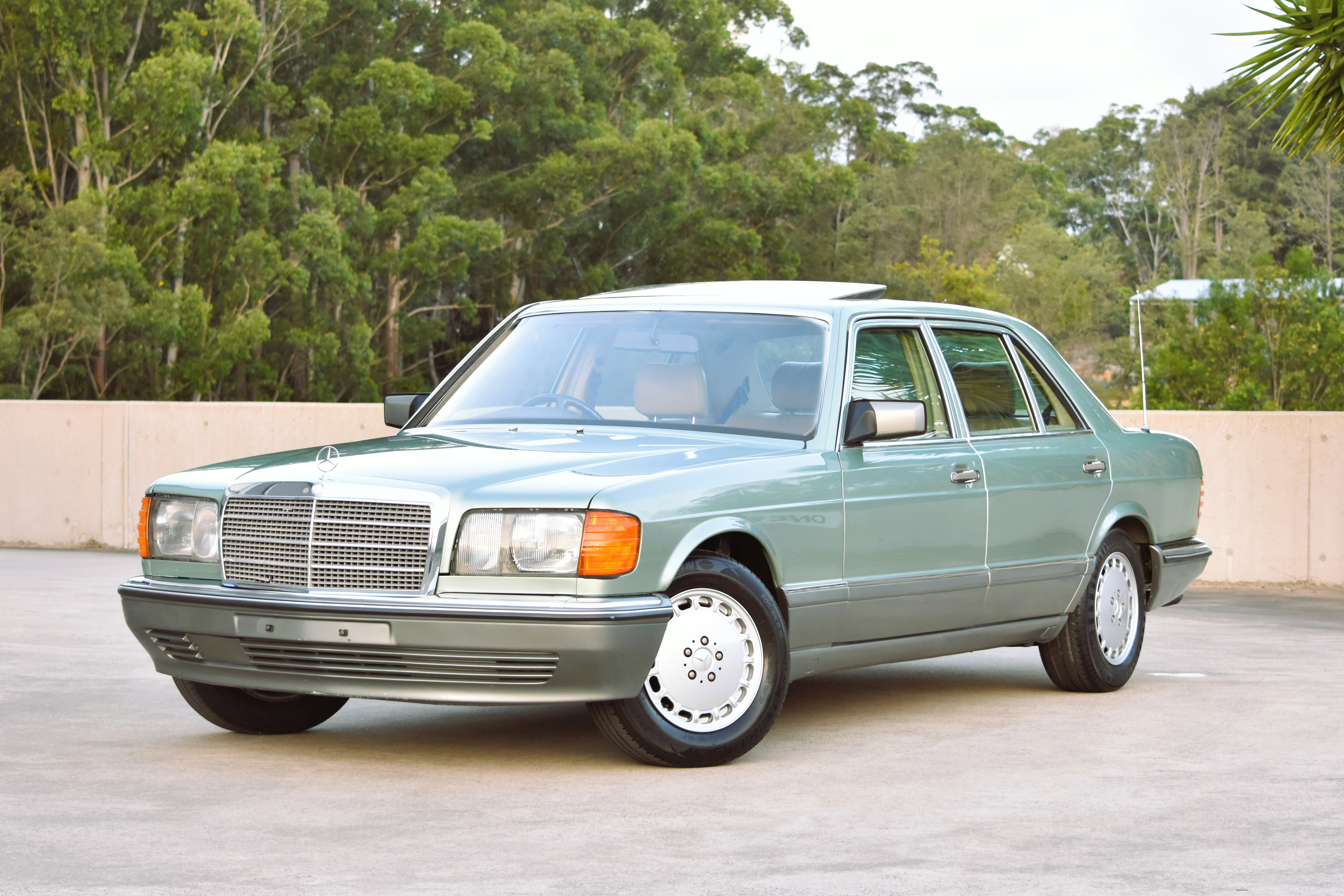 1988 Mercedes-Benz (W126) 300 SEL