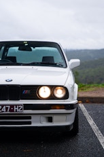 1991 BMW (E30) 318iS
