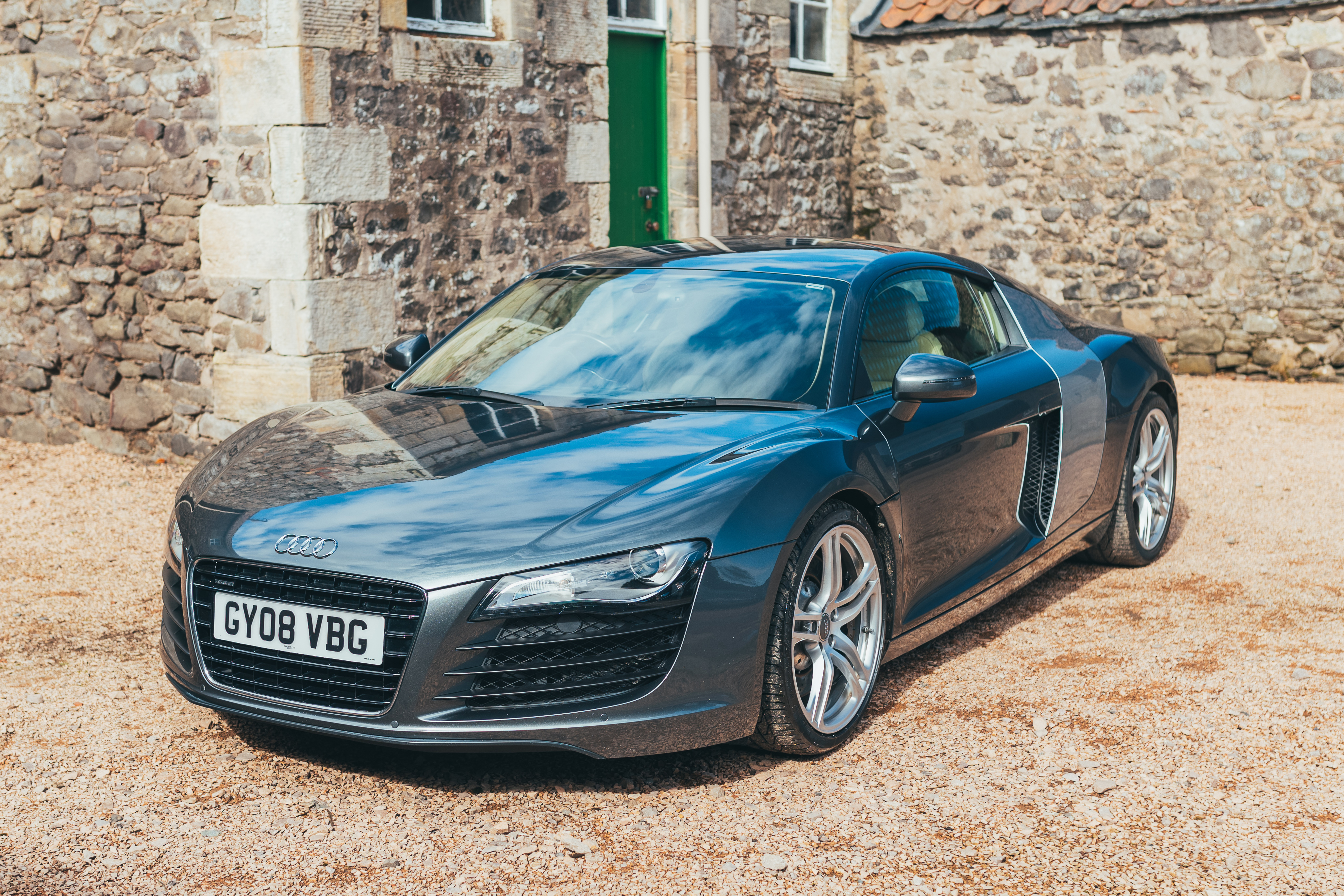 2008 Audi R8 V8 - Manual