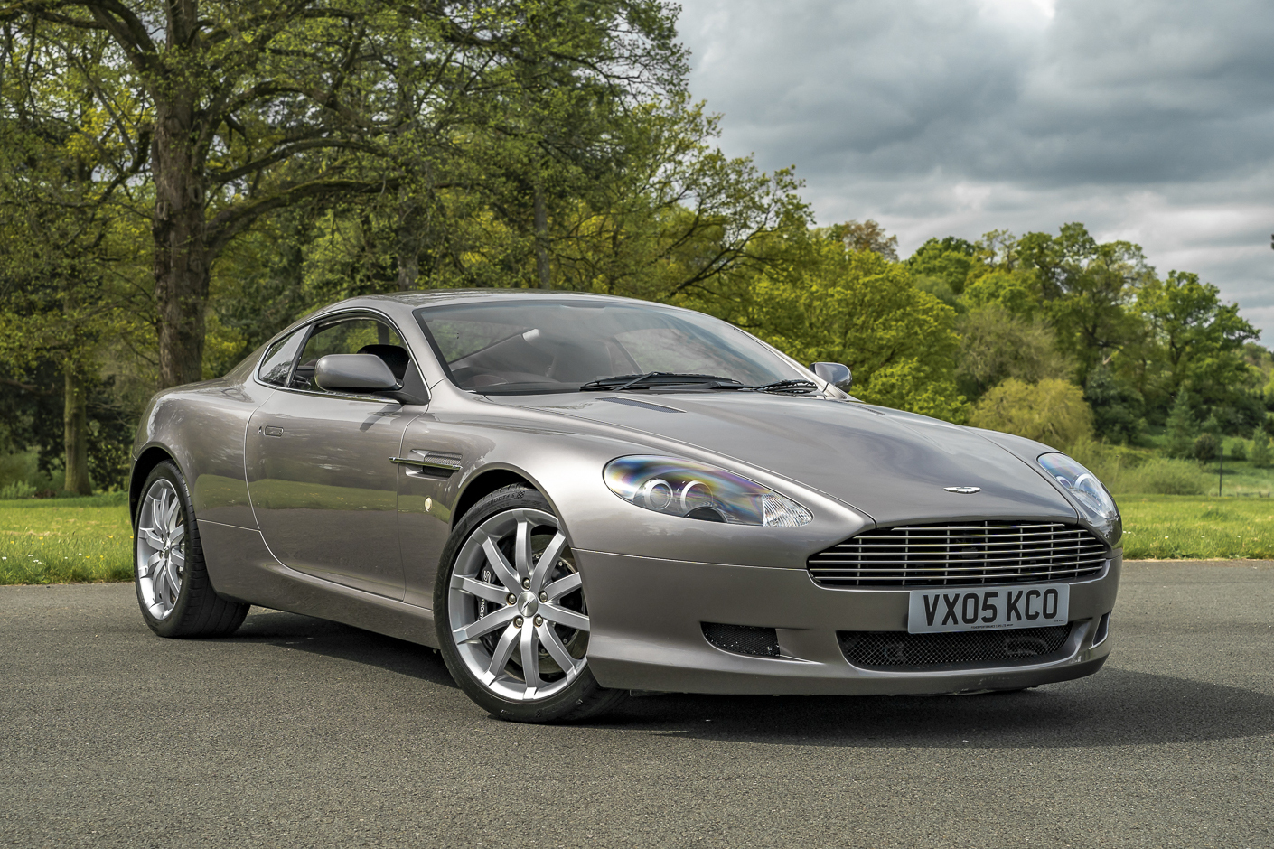 2005 Aston Martin DB9 - Manual