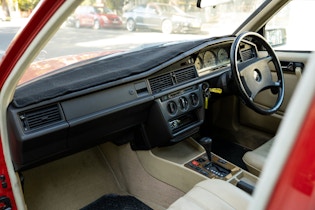 1986 Mercedes-Benz (W201) 190E 2.6