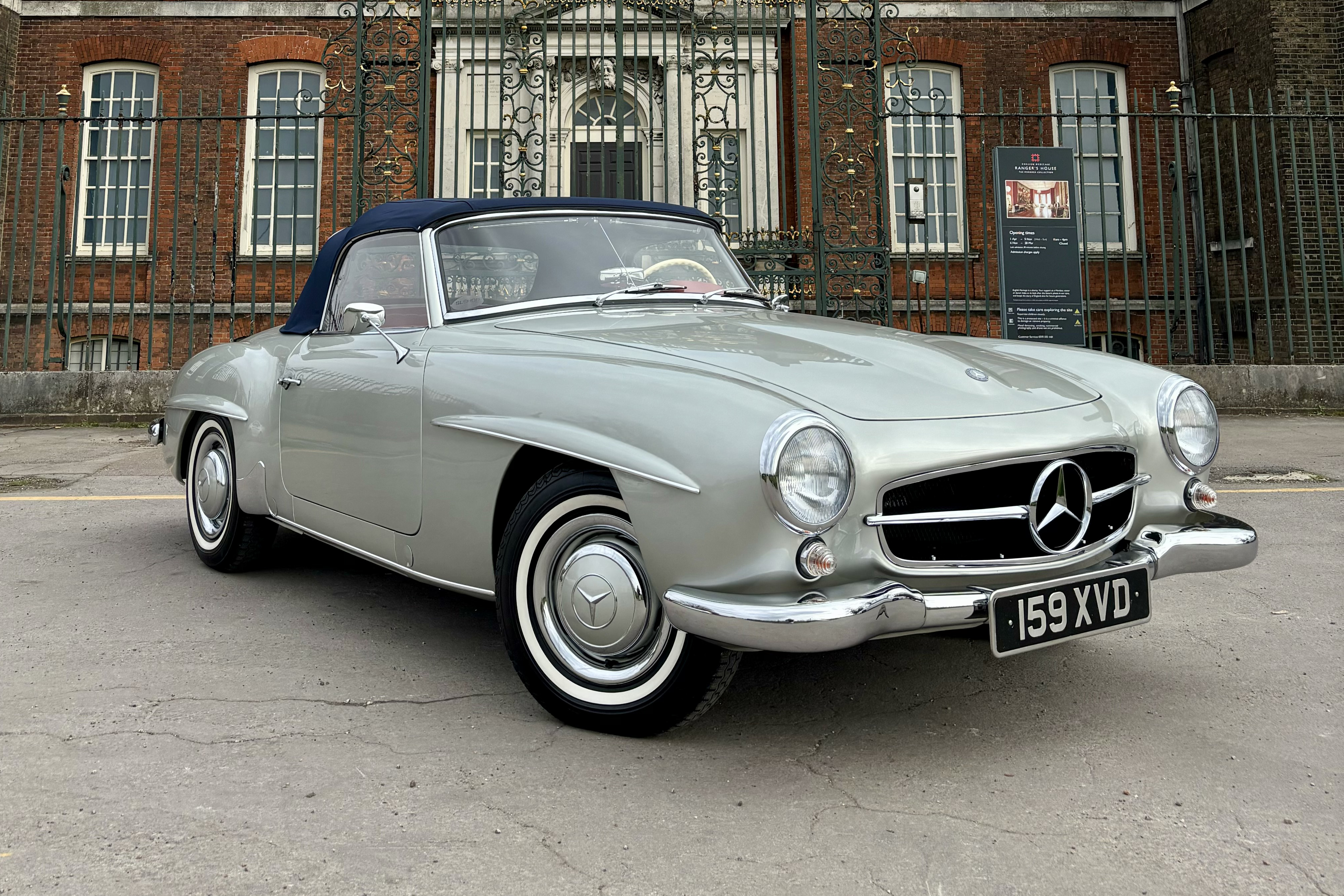 1956 Mercedes-Benz 190 SL