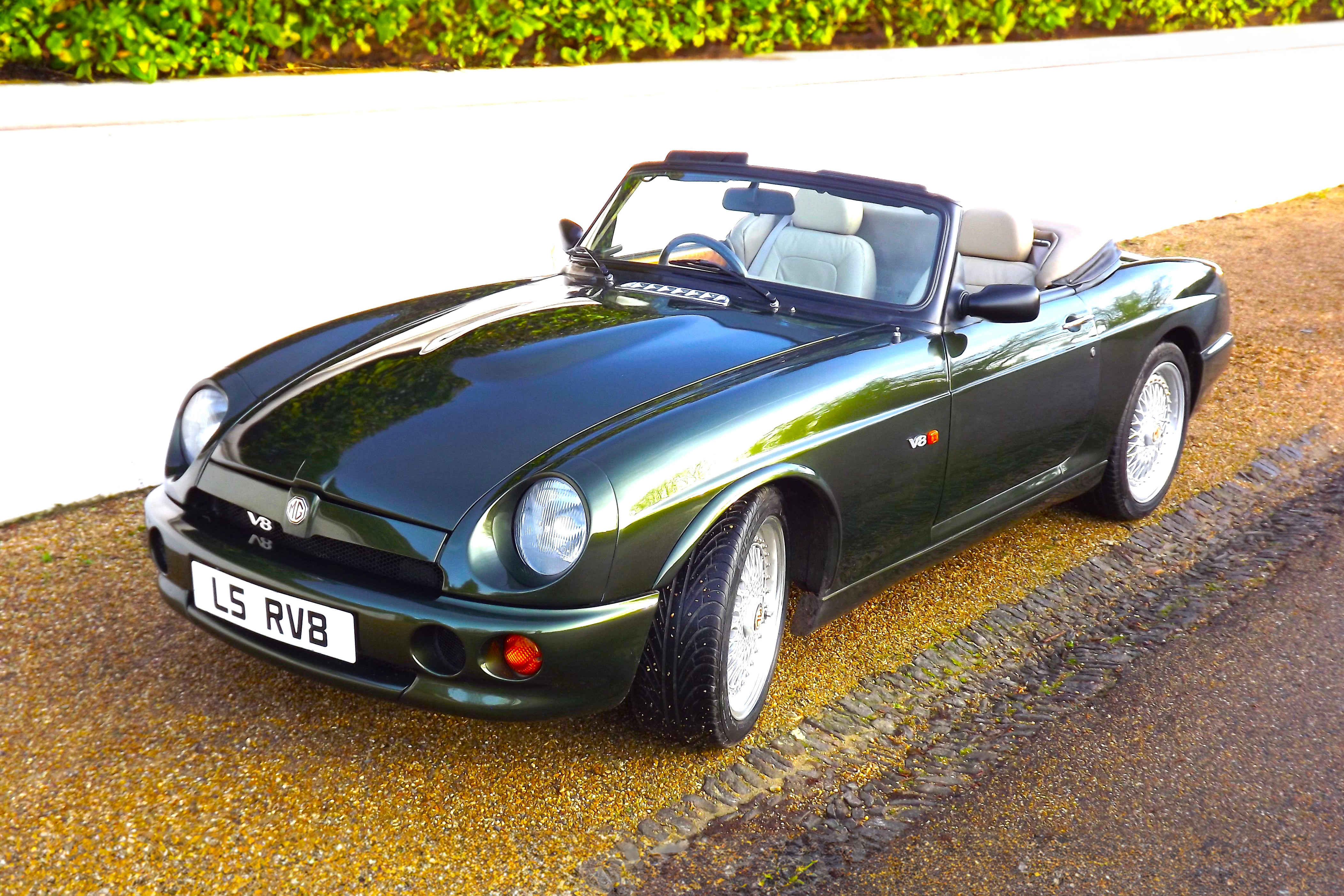 1994 MG RV8