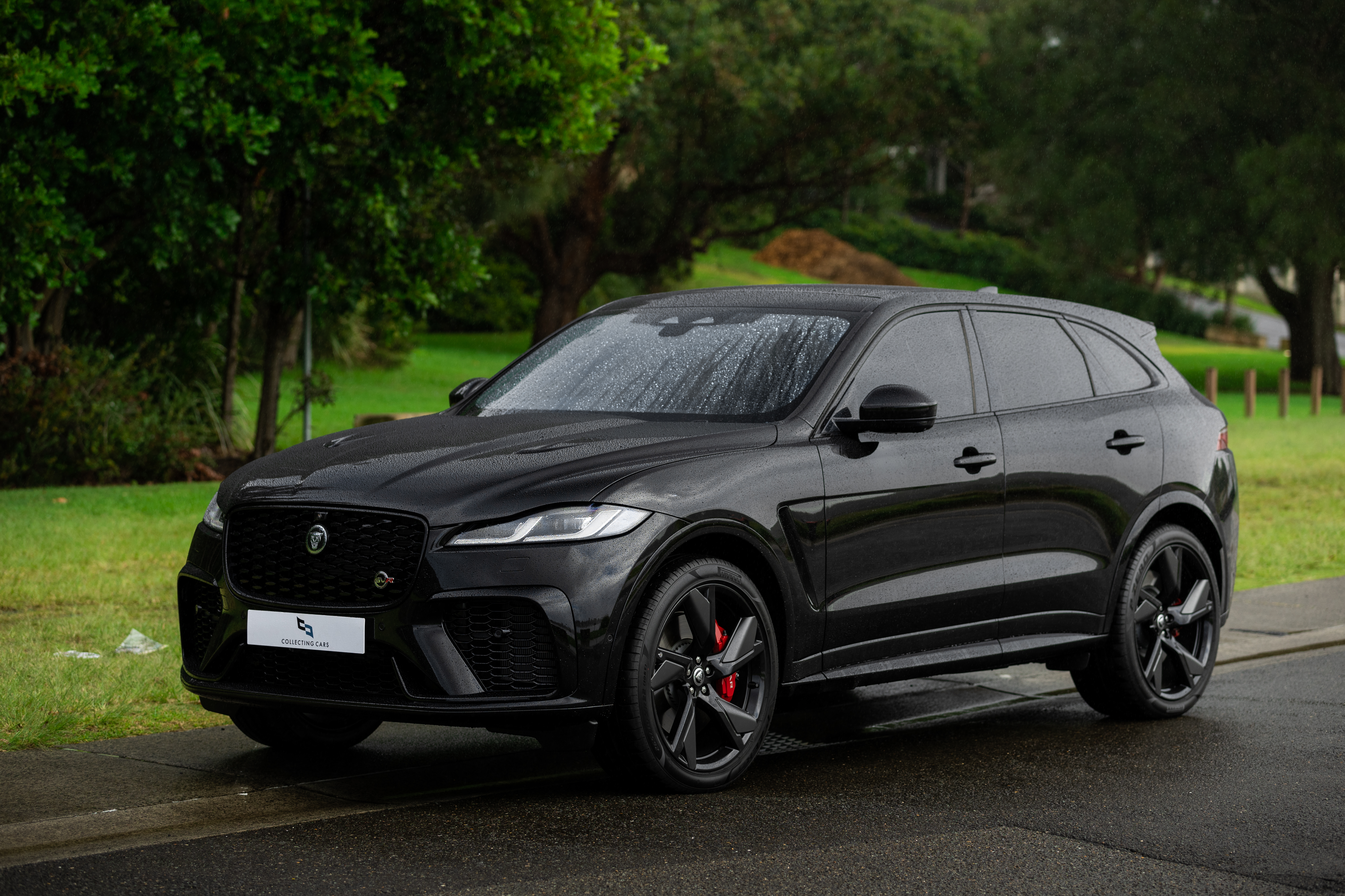 2023 Jaguar F-Pace SVR - 700 KM