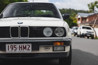 1986 BMW (E30) 325i