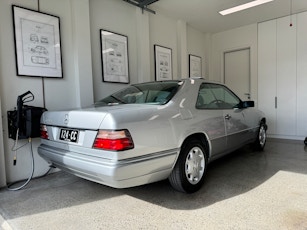 1994 Mercedes-Benz (W124) E220 Coupe