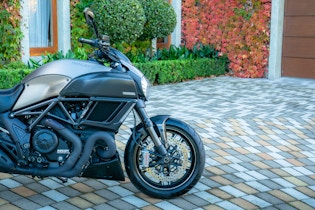 2015 Ducati Diavel Titanium - Limited Edition